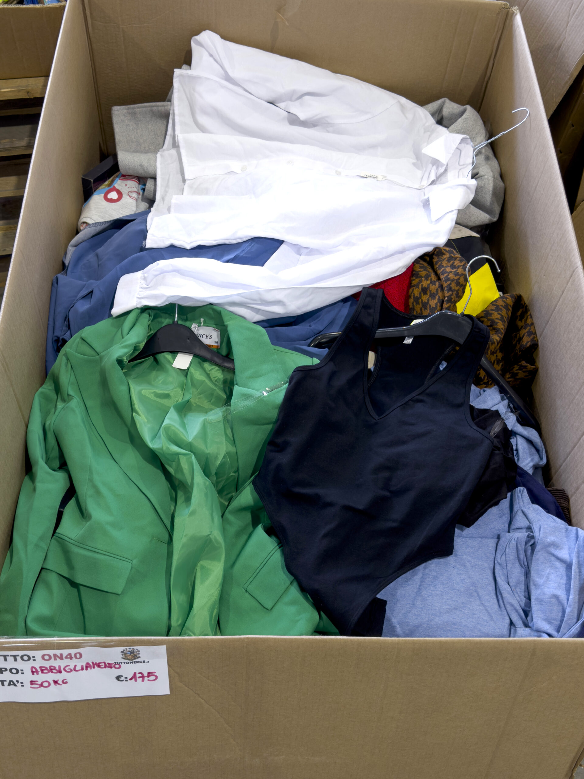 Mix Abbigliamento – ON40